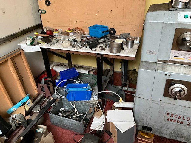 Excelsior akron 250 draaibank - afbeelding 4 van  14