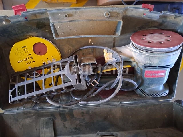 Excentrische schuurmachine met snoer - afbeelding 1 van  1