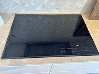Exclusieve designkeuken met neolith keramisch werkblad, kookeiland en aeg-inbouwtoestellen - afbeelding 12 van  20