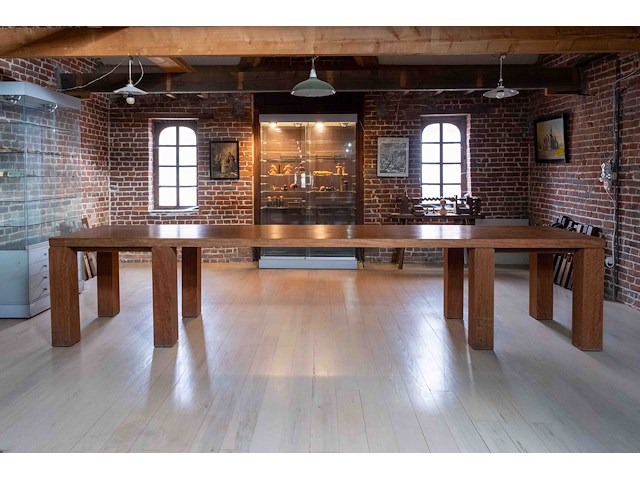 Exclusieve tafel afrikaans bubinga hout, massief blad en poten - afbeelding 1 van  3
