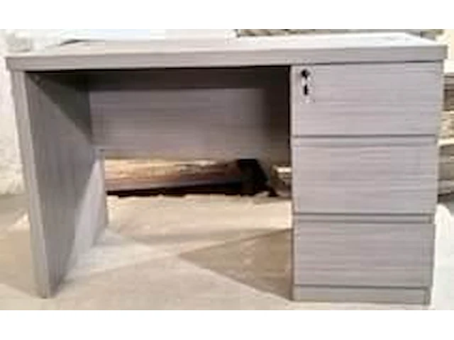 Executive desk art1 - afbeelding 1 van  1