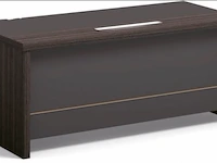 Executive desk art2