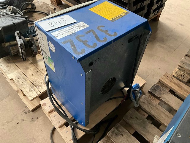 Exide hp48t080s batterijlader - afbeelding 4 van  6