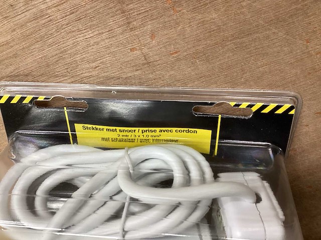 Exin verlengsnoer met schakelaar, 2 meter (6x) - afbeelding 3 van  4