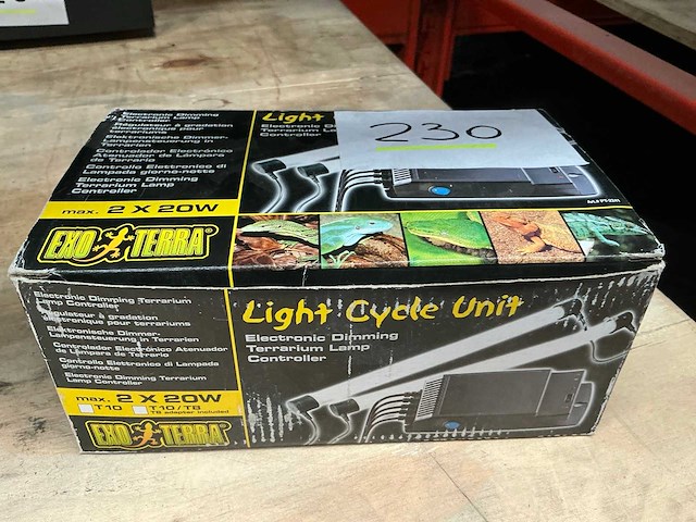 Exo terra terrarium controller light cycle unit - afbeelding 2 van  5