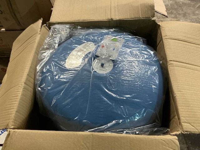Expansievat (8x) - afbeelding 1 van  4