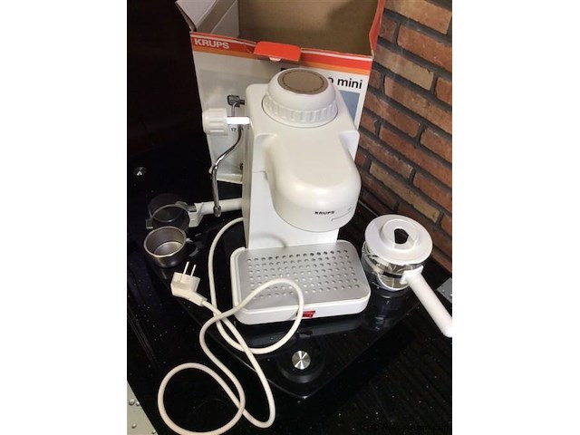 Expresso machine - afbeelding 2 van  2