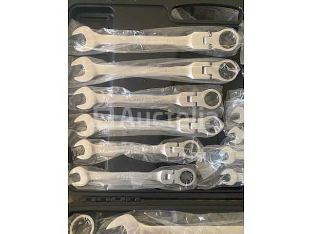 Extra lage garagekrik 4 ton en een 22 delige ringratel-steeksleutel set 6-32mm - afbeelding 3 van  10