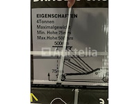 Extra lage garagekrik 4 ton en een 22 delige ringratel-steeksleutel set 6-32mm - afbeelding 1 van  10