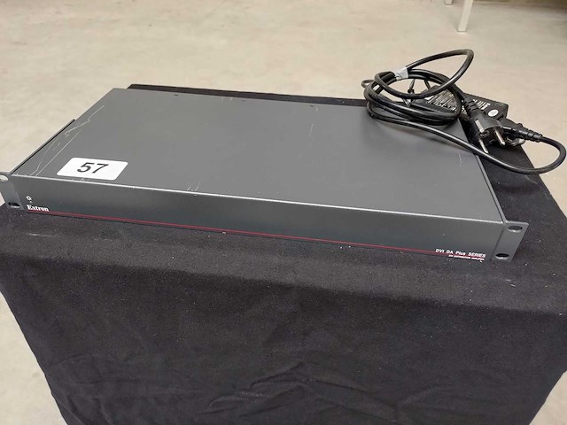 Extron - dvi da plus - video splitter dvi 1:6 - afbeelding 1 van  3
