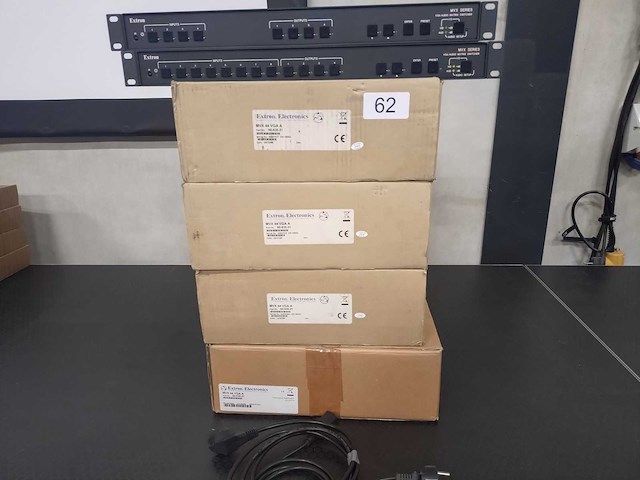 Extron - mvx series - 6x vga matrix switcher - afbeelding 1 van  3