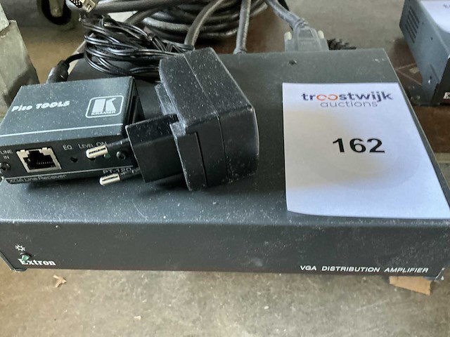 Extron disributieversterker - afbeelding 1 van  2