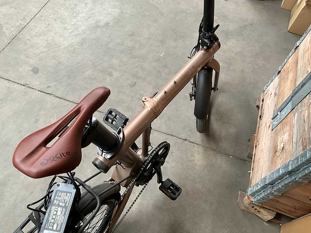 Exxite elektrische vouwfiets met lader - afbeelding 6 van  7