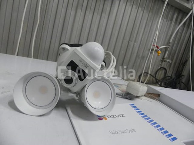 Ezviz lc1 verbonden beveiligingscamera - afbeelding 6 van  6