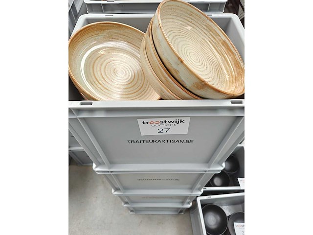 F2d - diep bord - porselein: diepe borden f2d bruin (53x) - afbeelding 1 van  3