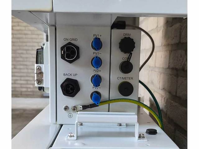 Fabrieksnieuw - kstar 3.68kw 1-fase hybride omvormer (battery ready - ups - synergrid) - afbeelding 3 van  3