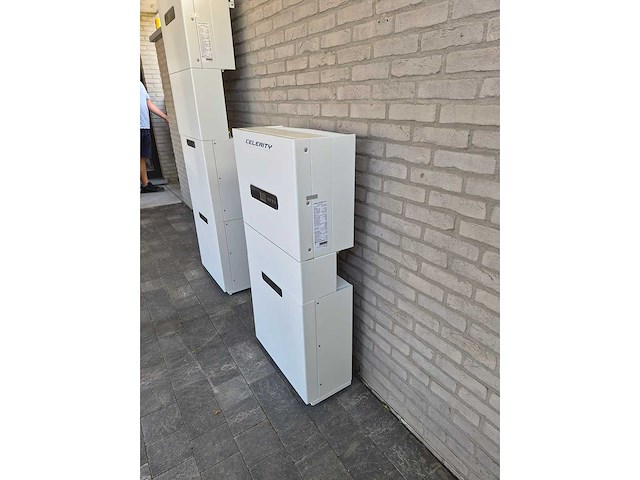 Fabrieksnieuw - kstar 5kw 1-fase hybride omvormer + 5.12kwh catl thuisbatterij (plug & play - synergrid) - afbeelding 2 van  8