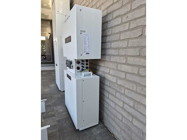 Fabrieksnieuw - kstar 5kw 1-fase hybride omvormer + 5.12kwh catl thuisbatterij (plug & play - synergrid) - afbeelding 6 van  8