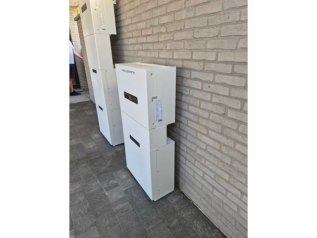 Fabrieksnieuw - kstar 5kw 1-fase hybride omvormer + 5.12kwh catl thuisbatterij (plug & play - synergrid) - afbeelding 2 van  10