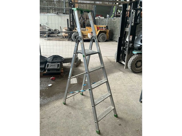 Facal aluminium trapladder - afbeelding 1 van  4