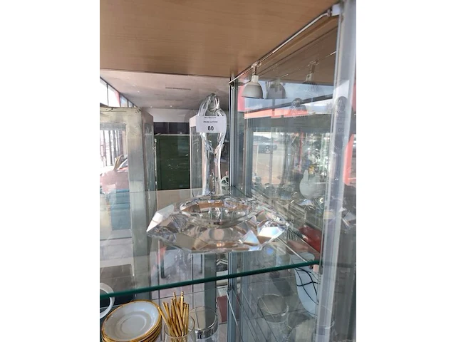Facetgeslepen kristallen asbak val saint lambert, kristallen sculptuur van een madonna met kind ontworpen door rene delvenne voor val saint lambert - afbeelding 1 van  6