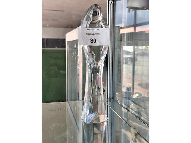 Facetgeslepen kristallen asbak val saint lambert, kristallen sculptuur van een madonna met kind ontworpen door rene delvenne voor val saint lambert - afbeelding 5 van  6