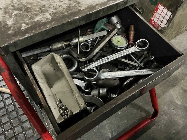 Facom 2092 gereedschapswagen met inhoud - afbeelding 3 van  5