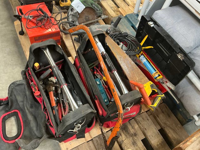 Facom gereedschapskoffer met inhoud - afbeelding 1 van  10