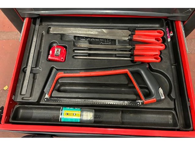 Facom mobiele gereedschapskar gevuld - afbeelding 2 van  12