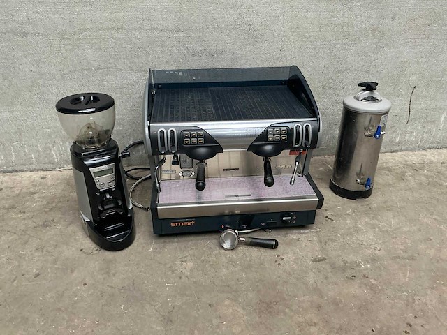 Faema - smart - espressomachine - afbeelding 2 van  6