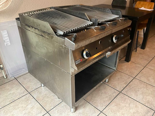 Fagor gas grill- en bakplaat, voorzien van 2 bakzones en onderkast - afbeelding 2 van  4