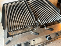 Fagor gas grill- en bakplaat, voorzien van 2 bakzones en onderkast - afbeelding 3 van  4