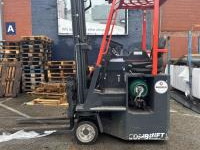 Faillissement plastiek van wauwe : combilift cb 2500-lpg & vrachtwagen volvo fl