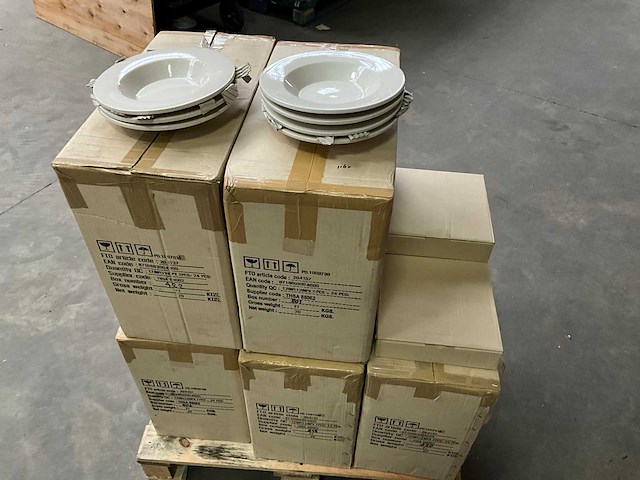 Fair forward by piet hein eek fairtrade borden (133x) - afbeelding 1 van  6