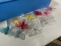 Fair forward fairtrade broche vogels in diverse kleuren - afbeelding 2 van  6