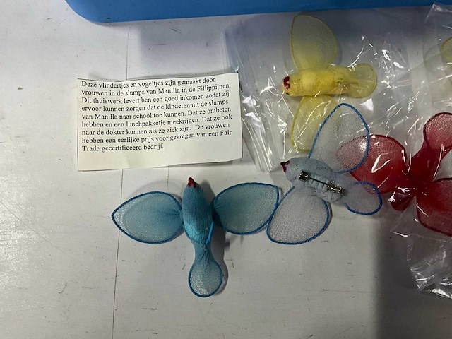 Fair forward fairtrade broche vogels in diverse kleuren - afbeelding 4 van  6