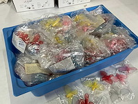 Fair forward fairtrade broche vogels in diverse kleuren - afbeelding 5 van  6