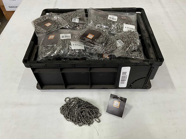 Fair forward fairtrade elastische kralen armband (72x) - afbeelding 2 van  5