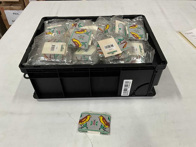 Fair forward fairtrade elastische kralen armband vogel (135x) - afbeelding 2 van  5