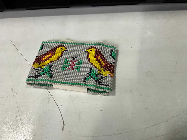 Fair forward fairtrade elastische kralen armband vogel (135x) - afbeelding 3 van  5