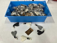 Fair forward fairtrade handgemaakte hartjes hanger wol (25x) - afbeelding 1 van  5