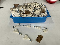 Fair forward fairtrade handgemaakte hartjes hanger wol (55x) - afbeelding 1 van  6