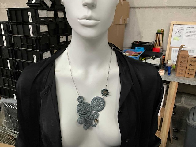 Fair forward fairtrade ketting (66x) - afbeelding 1 van  6