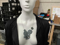 Fair forward fairtrade ketting (66x) - afbeelding 1 van  6