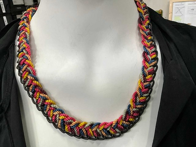 Fair forward fairtrade ketting multicolor (35x) - afbeelding 2 van  5