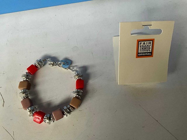 Fair forward fairtrade kralen armband (40x) - afbeelding 3 van  5