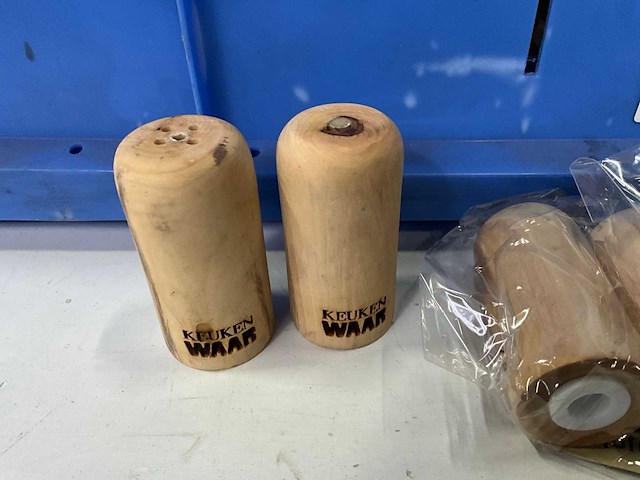 Fair forward fairtrade peper en zout setje hout (58x) - afbeelding 3 van  7