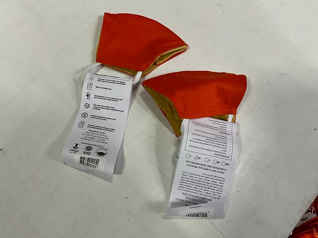 Fair forward handgemaakte wasbare mondkapjes - afbeelding 2 van  4