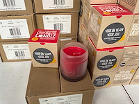 Fair trade 100% plantaardige kaars ‘cozy jasmine’ van bak olie (139x) - afbeelding 3 van  7