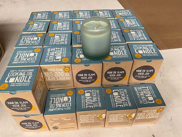 Fair trade 100% plantaardige kaars ‘sea lemons’ van bak olie (46x) - afbeelding 1 van  6